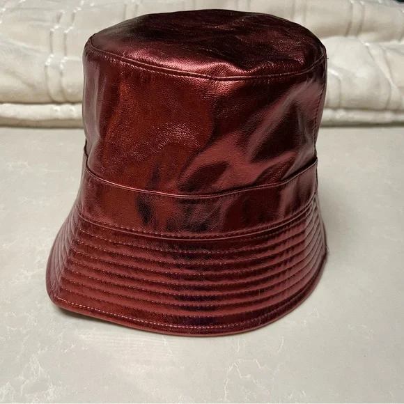 GUC Wyeth Faux Leather Bucket Hat - Picture 6 of 11
